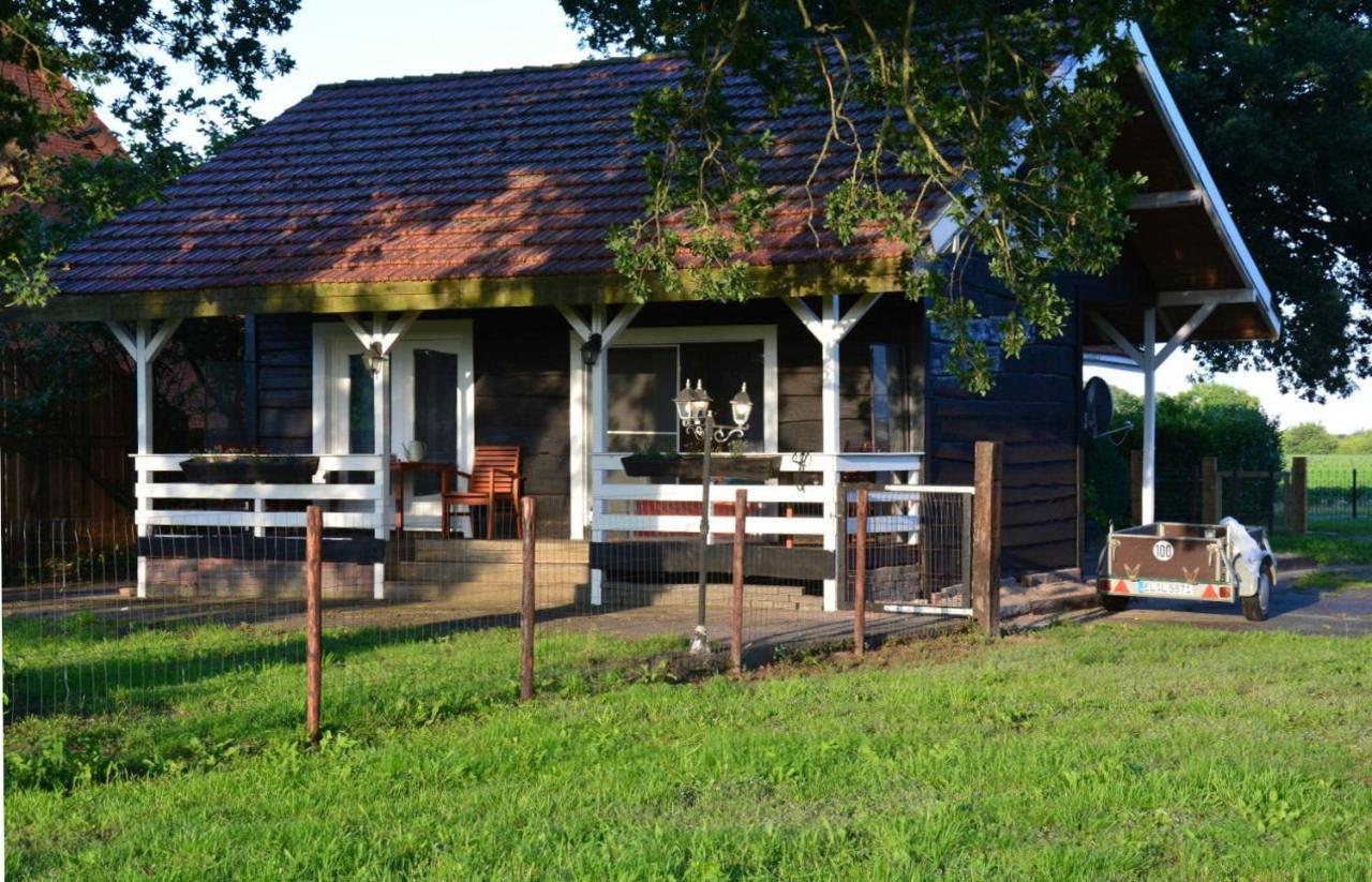 Ferienhaus Grafenland Dersum Екстер'єр фото
